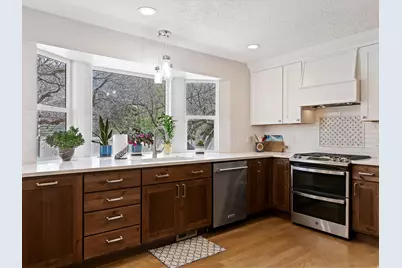 2220 N Joni Dr, Layton, UT 84040 - Photo 12