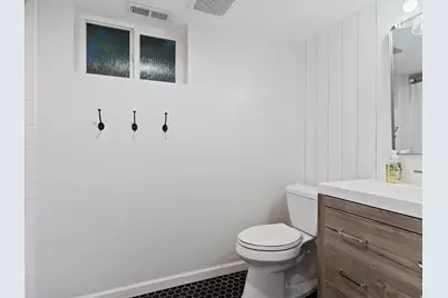 2220 N Joni Dr, Layton, UT 84040 - Photo 20