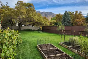 2220 N Joni Dr, Layton, UT 84040 - Photo 30