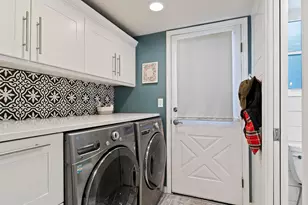 2220 N Joni Dr, Layton, UT 84040 - Photo 26