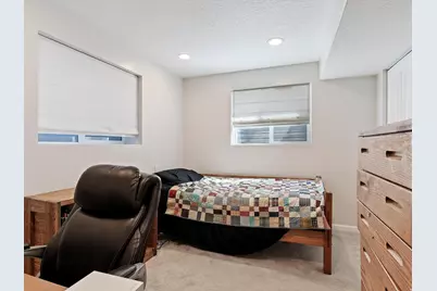 2220 N Joni Dr, Layton, UT 84040 - Photo 24