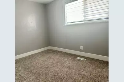 235 W 200 S, Vernal, UT 84078 - Photo 16