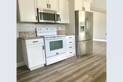 235 W 200 S, Vernal, UT 84078 - Photo 12