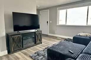 235 W 200 S, Vernal, UT 84078 - Photo 4