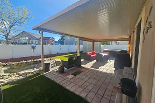 4831 W Western Hills Dr, Riverton, UT 84096 - Photo 38