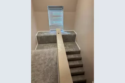 635 E Williamsburg Park Cir S, Sandy, UT 84070 - Photo 10