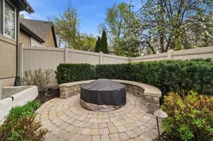 1842 E Peyton Ct, Holladay, UT 84117 - Photo 14