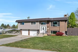 1025 E Grove Dr, Pleasant Grove, UT 84062 - Photo 2