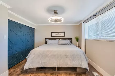 1025 E Grove Dr, Pleasant Grove, UT 84062 - Photo 12