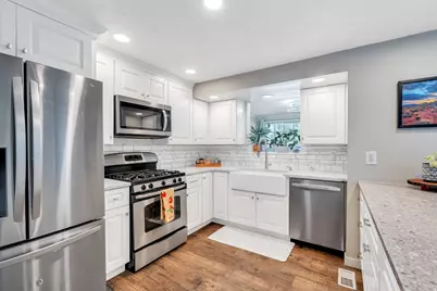 1025 E Grove Dr, Pleasant Grove, UT 84062 - Photo 8