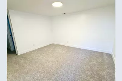 21 S Villa Dr, Clearfield, UT 84015 - Photo 14