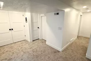 21 S Villa Dr, Clearfield, UT 84015 - Photo 12