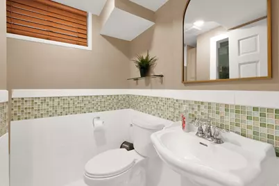 1861 E Severn Dr S, Holladay, UT 84124 - Photo 14