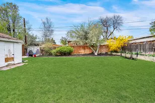 1861 E Severn Dr S, Holladay, UT 84124 - Photo 20