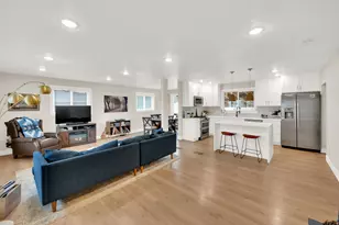 1861 E Severn Dr S, Holladay, UT 84124 - Photo 4