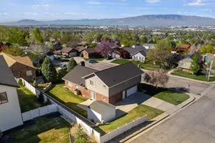 226 N 1350 E, Pleasant Grove, UT 84062 - Photo 12