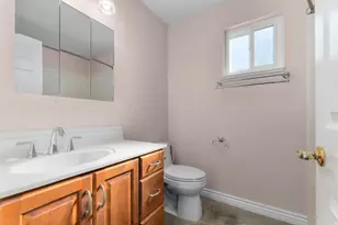 226 N 1350 E, Pleasant Grove, UT 84062 - Photo 34