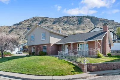 226 N 1350 E, Pleasant Grove, UT 84062 - Photo 2