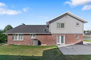 226 N 1350 E, Pleasant Grove, UT 84062 - Photo 4