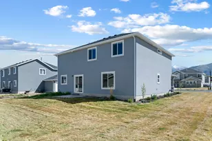 215 N 250 E, Salem, UT 84653 - Photo 4
