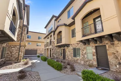 5538 W Naples Dr, Highland, UT 84003 - Photo 2