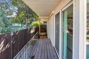 6557 S 2600 E, Cottonwood Heights, UT 84121 - Photo 32