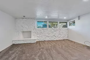 6557 S 2600 E, Cottonwood Heights, UT 84121 - Photo 24