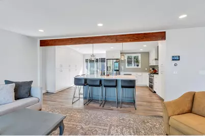 6557 S 2600 E, Cottonwood Heights, UT 84121 - Photo 10