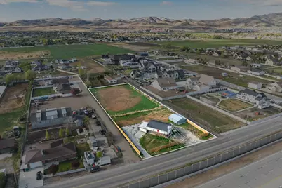 3061 W 13800 S, Bluffdale, UT 84065 - Photo 2