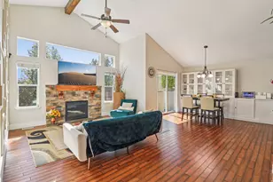 9239 S Brighton View Dr, Sandy, UT 84070 - Photo 6