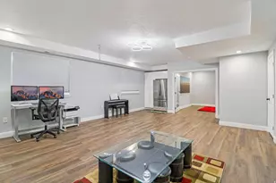 9239 S Brighton View Dr, Sandy, UT 84070 - Photo 40