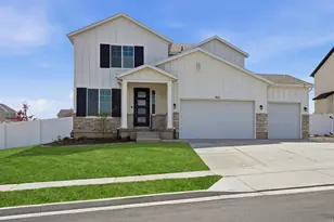 7031 W Echomount Rd S, West Valley, UT 84081 - Photo 1