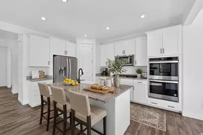 7031 W Echomount Rd S, West Valley, UT 84081 - Photo 6