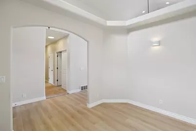 699 E Carlquist Dr S, Draper, UT 84020 - Photo 14