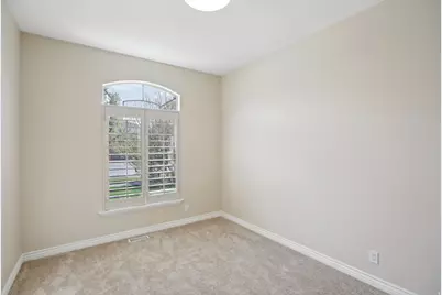 699 E Carlquist Dr S, Draper, UT 84020 - Photo 24