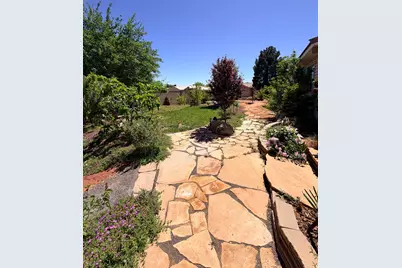 787 S 220 E, Ivins, UT 84738 - Photo 34