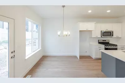 1518 W Banner Dr #819, Saratoga Springs, UT 84045 - Photo 6