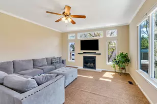 9842 S 3265 W, South Jordan, UT 84095 - Photo 26