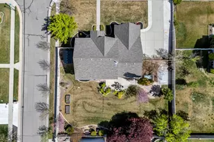 9842 S 3265 W, South Jordan, UT 84095 - Photo 10