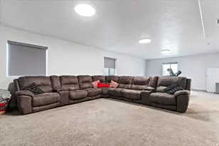 6498 W Haven Maple Dr, West Jordan, UT 84081 - Photo 22