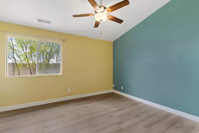 448 Christine Way, Kaysville, UT 84037 - Photo 10