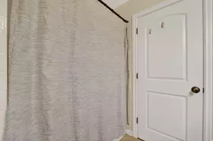 7218 S Viansa Ct, Midvale, UT 84047 - Photo 20