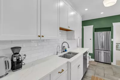 1073 E Bryan Ave, Salt Lake City, UT 84105 - Photo 14