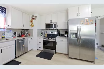 2323 N 720 W, Clinton, UT 84015 - Photo 8