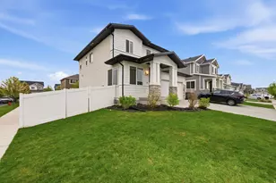 86 E Rose Way, Vineyard, UT 84059 - Photo 2