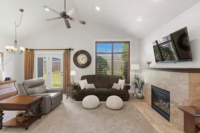 11654 S Winford Dr #105B, Riverton, UT 84065 - Photo 10