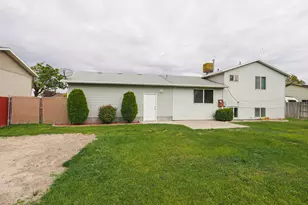 3871 W 2925 S, West Valley, UT 84120 - Photo 4
