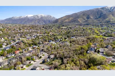1522 N 2200 E, Layton, UT 84040 - Photo 16