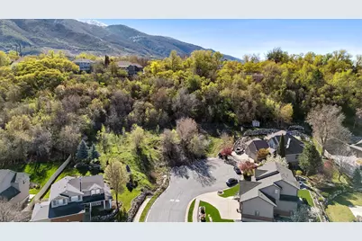 1522 N 2200 E, Layton, UT 84040 - Photo 14