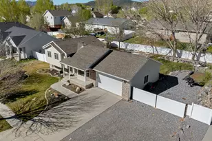 3839 N Adams St, Eagle Mountain, UT 84013 - Photo 2